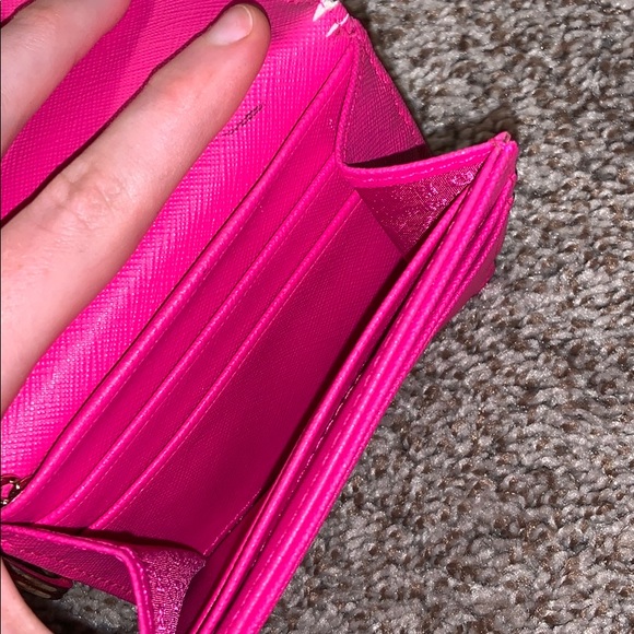 Kate Spade Pink Wallet WILLING TO NEGOTIATE PRICE - Picture 4 of 4
